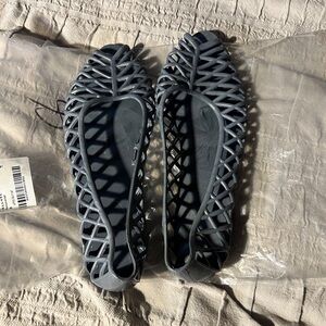 Los Angeles Apparel Gray Women's jelly Flats